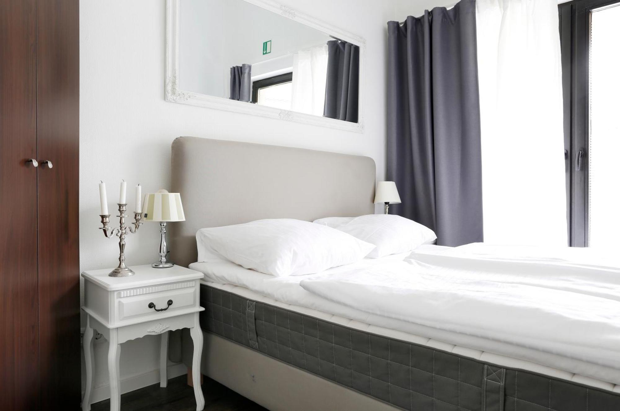 Nieb By Rockchair Apartments L Superhost Status L 3 Bedrooms Boxspringbeds 3 Bathrooms In Center "Kurfuerstendamm" - Cozy Family & Business Flair Welcomes You! Berlin Exteriör bild