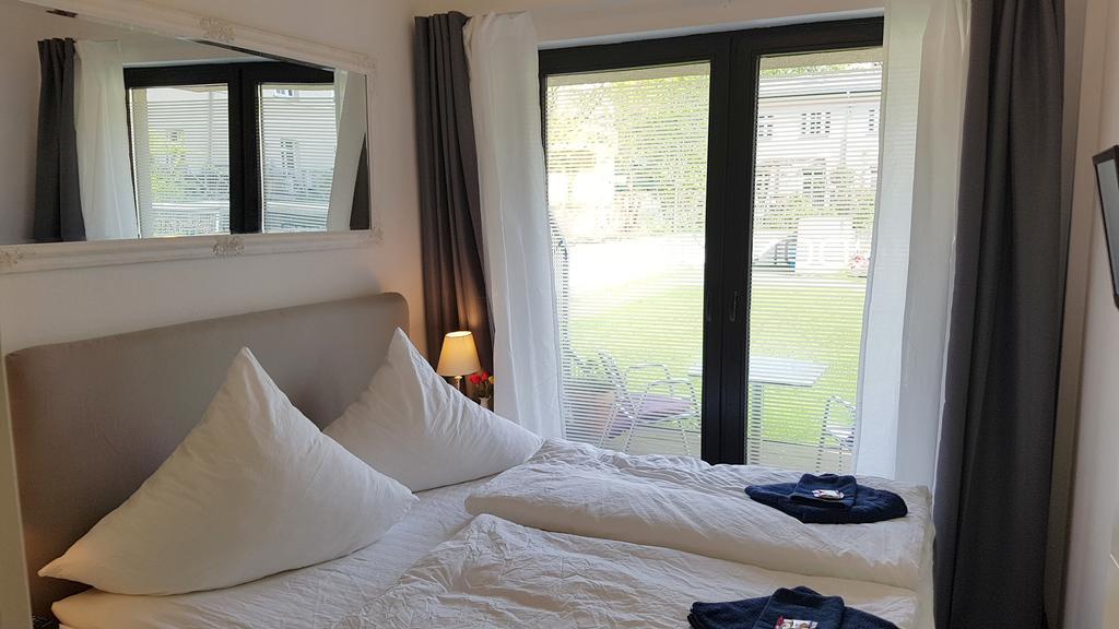Nieb By Rockchair Apartments L Superhost Status L 3 Bedrooms Boxspringbeds 3 Bathrooms In Center "Kurfuerstendamm" - Cozy Family & Business Flair Welcomes You! Berlin Exteriör bild